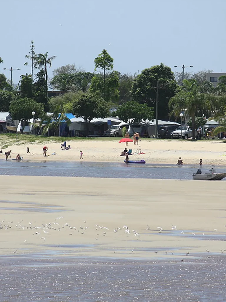 cotton tree caravan park photo